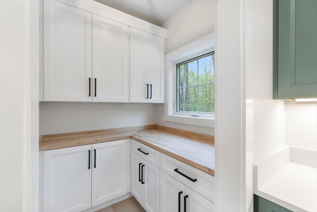 14 Corliss Hill Rd., Haverhill, MA 01830