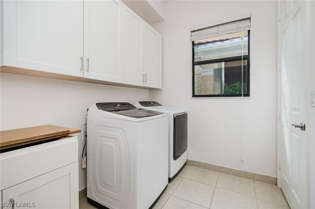 11724 MEADOWRUN CIR, Fort Myers, FL 33913