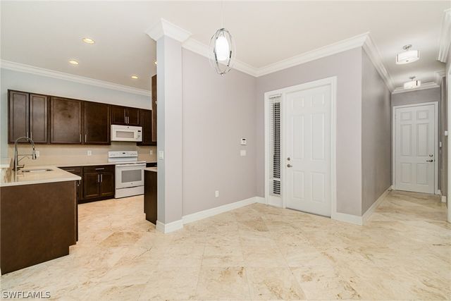 11724 MEADOWRUN CIR, Fort Myers, FL 33913