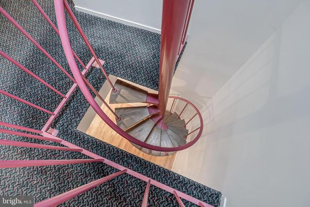 9216 BEECH HILL DR, Bethesda, MD 20817