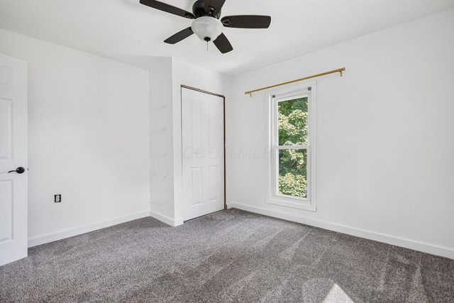 37 College Street, Alexandria, OH 43001