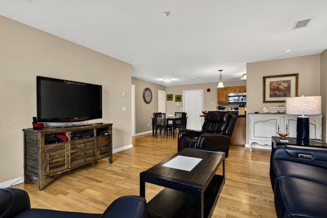 65 Fordway Ext Unit 4111, Derry, NH 03038