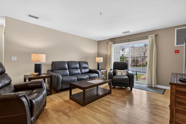 65 Fordway Ext Unit 4111, Derry, NH 03038