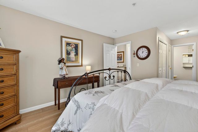 65 Fordway Ext Unit 4111, Derry, NH 03038