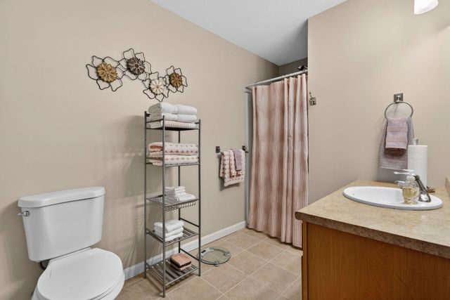 65 Fordway Ext Unit 4111, Derry, NH 03038