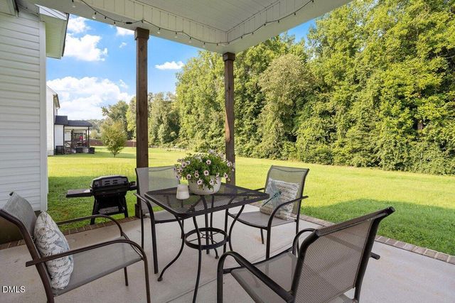 253 Pleasant Ridge Court, Benson, NC 27504