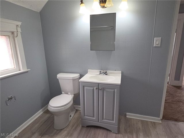 13609 Caine Avenue, Cleveland, OH 44105