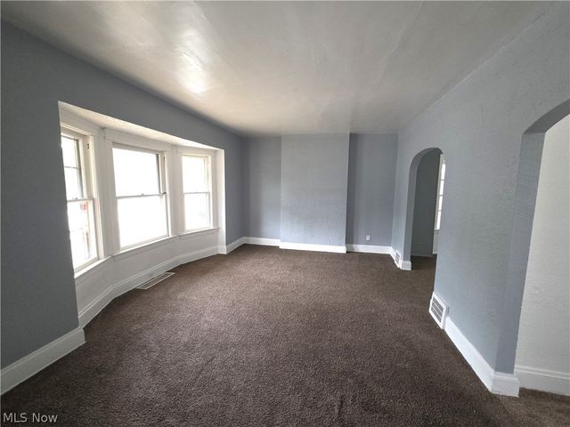 13609 Caine Avenue, Cleveland, OH 44105