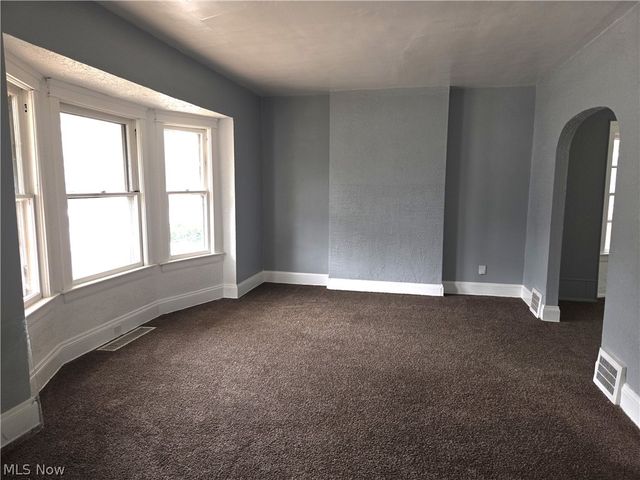 13609 Caine Avenue, Cleveland, OH 44105