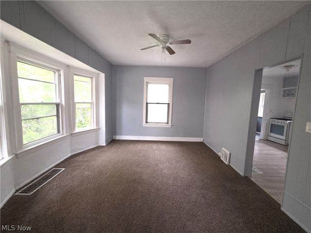 13609 Caine Avenue, Cleveland, OH 44105