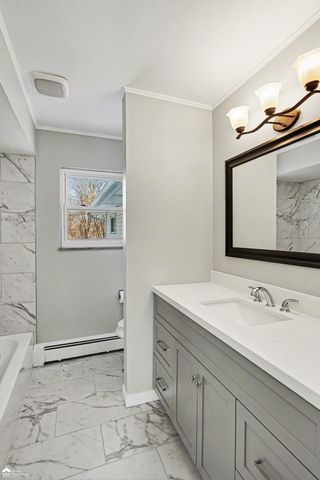 6081 Meadowwood Lane, Grand Blanc Twp, MI 48439