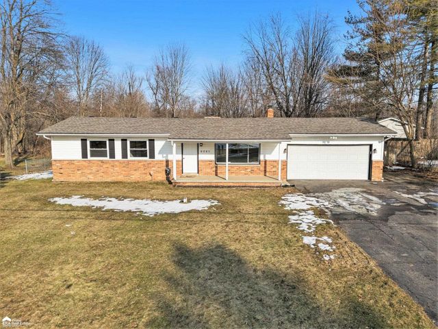 6081 Meadowwood Lane, Grand Blanc Twp, MI 48439