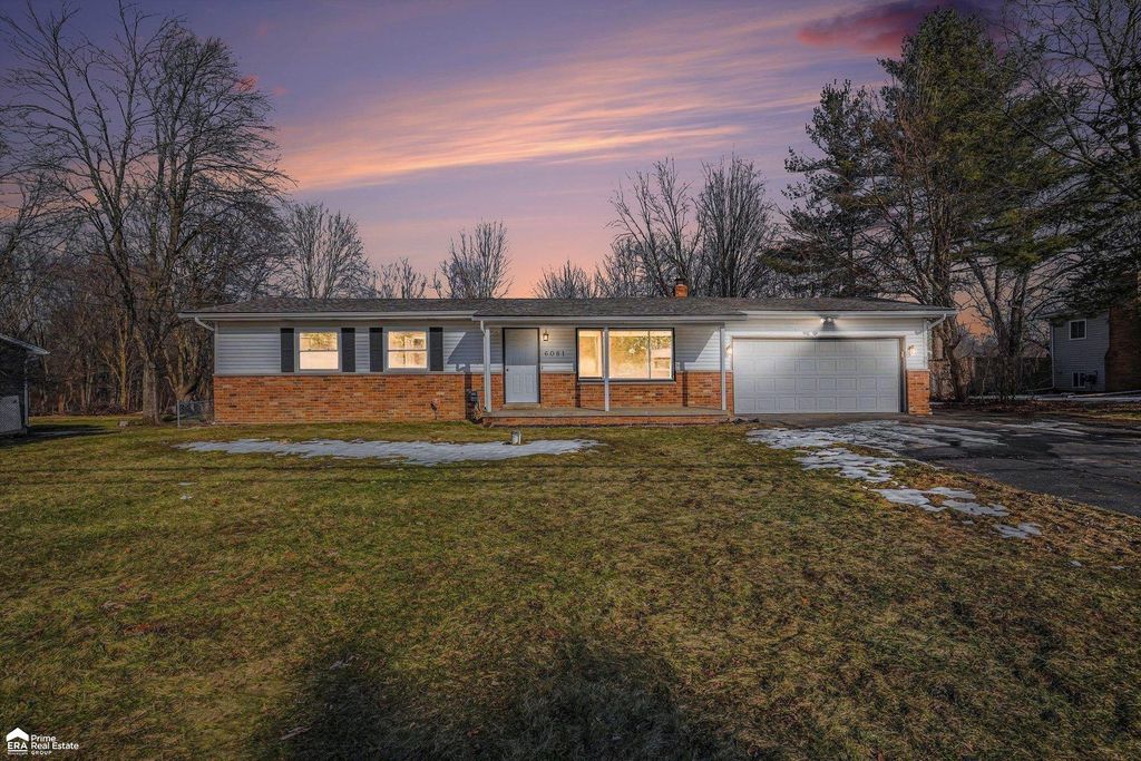 6081 Meadowwood Lane, Grand Blanc Twp, MI 48439