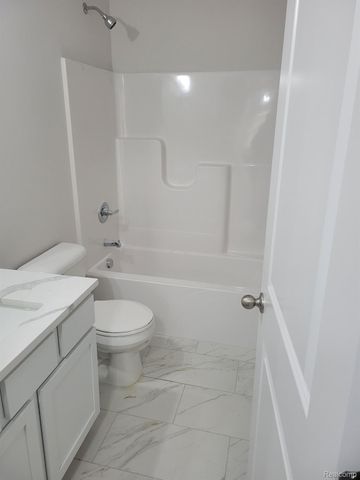 20257 Sunset, Livonia, MI 48152