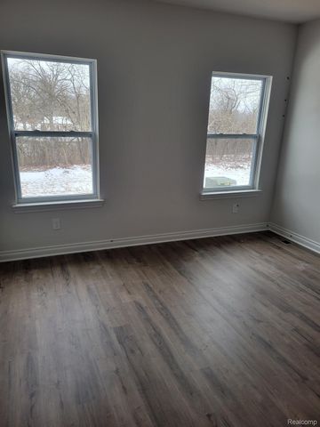 20257 Sunset, Livonia, MI 48152