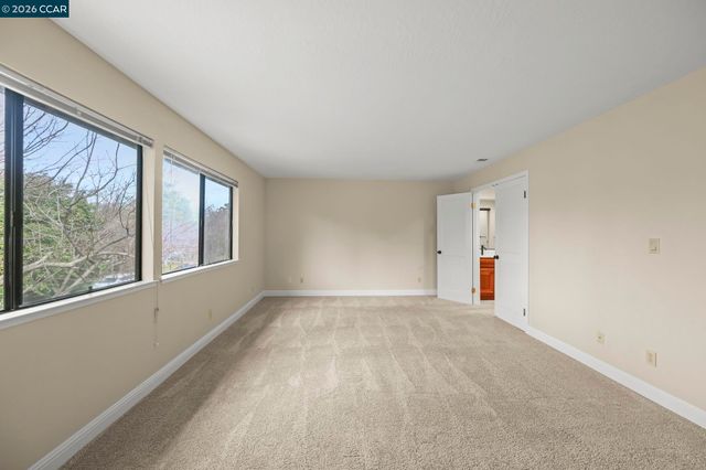 5017 Murchio Dr, Concord, CA 94521