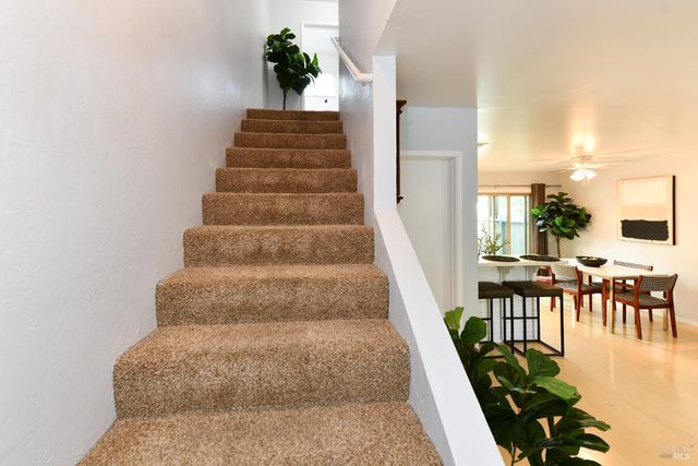 1118 Marina Dr, Napa, CA 94559