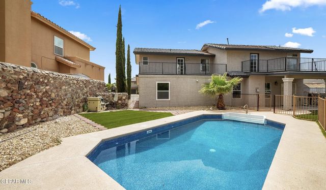 908 LOS PINOS Way, El Paso, TX 79912