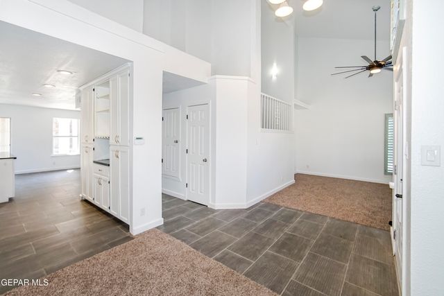 908 LOS PINOS Way, El Paso, TX 79912