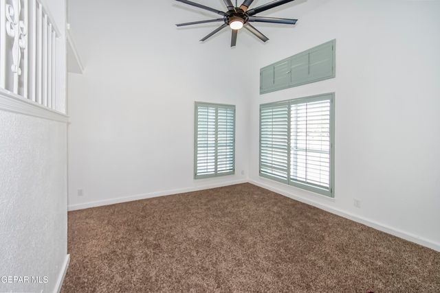 908 LOS PINOS Way, El Paso, TX 79912