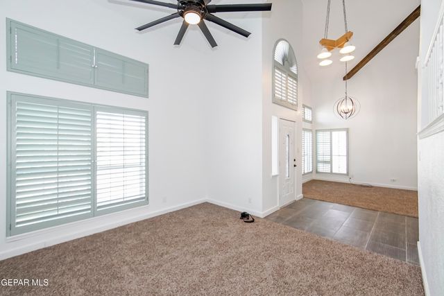908 LOS PINOS Way, El Paso, TX 79912