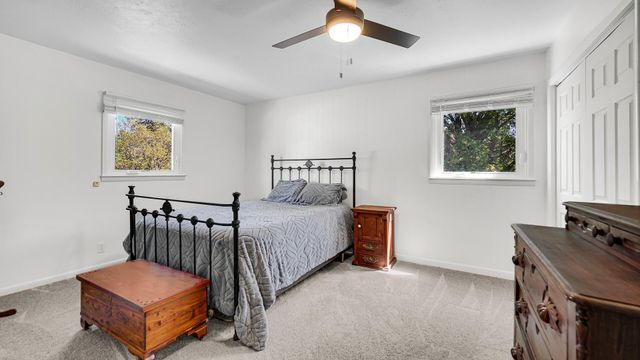 1404 Washington Street, Valparaiso, IN 46383