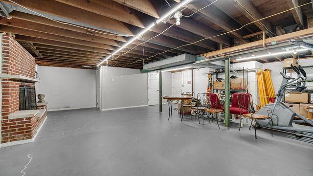 1404 Washington Street, Valparaiso, IN 46383