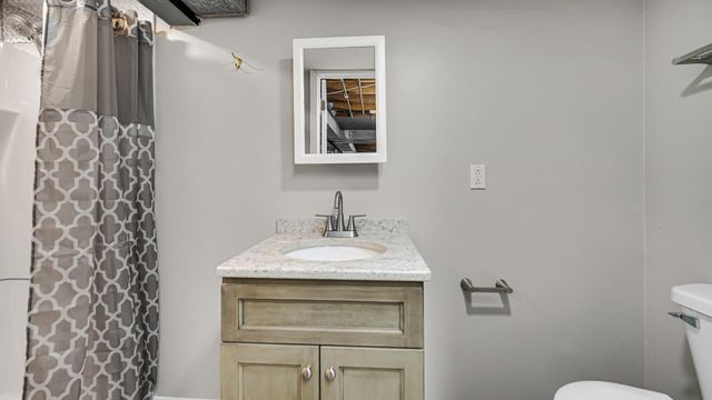 1404 Washington Street, Valparaiso, IN 46383