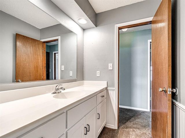 11 N Rice Road, Shawnee, OK 74804