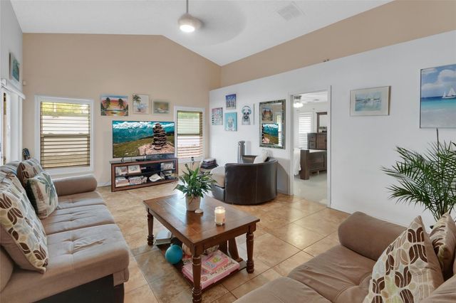 611 PLACID RUN, Orange City, FL 32763