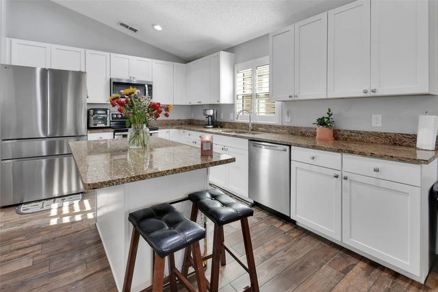 611 PLACID RUN, Orange City, FL 32763