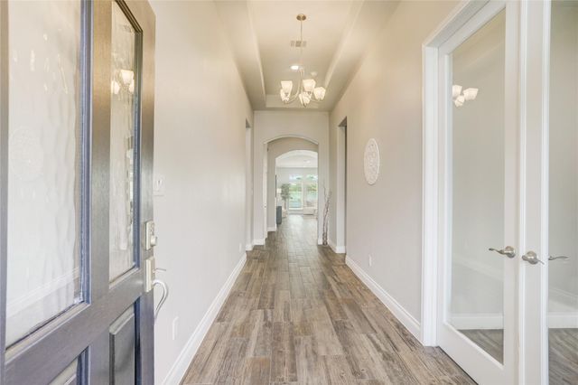 9811 Faulkner Trail, Iowa Colony, TX 77583