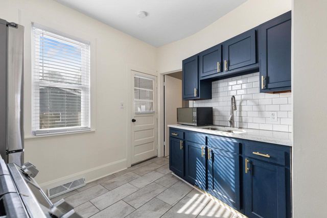 3867 E Pulaski AVENUE, Cudahy, WI 53110