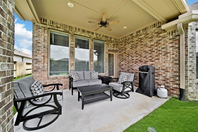 3715 Handel Drive, Rosharon, TX 77583