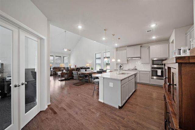 3715 Handel Drive, Rosharon, TX 77583