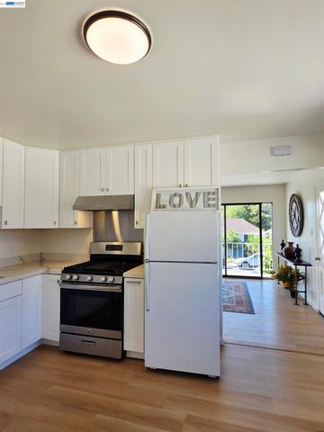 1552 Orchard Ave, San Leandro, CA 94577