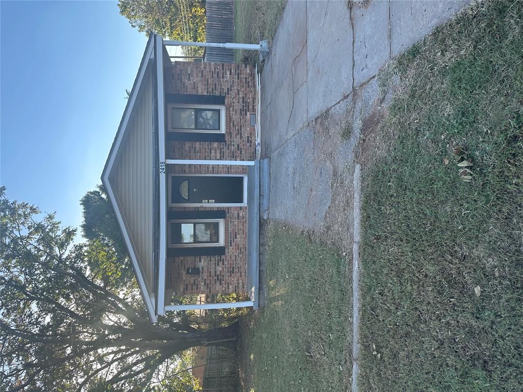 2418 S 16th Street, Chickasha, OK 73018