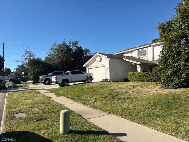 25 Naomi Street, Redlands, CA 92374