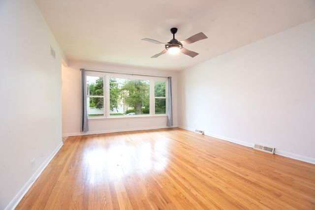 4145 Madison Avenue, Brookfield, IL 60513