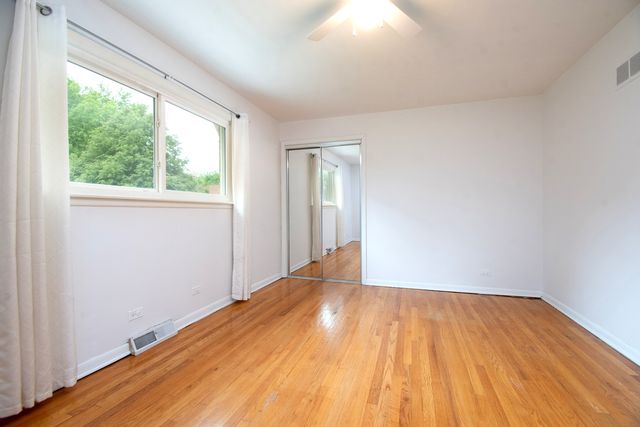 4145 Madison Avenue, Brookfield, IL 60513