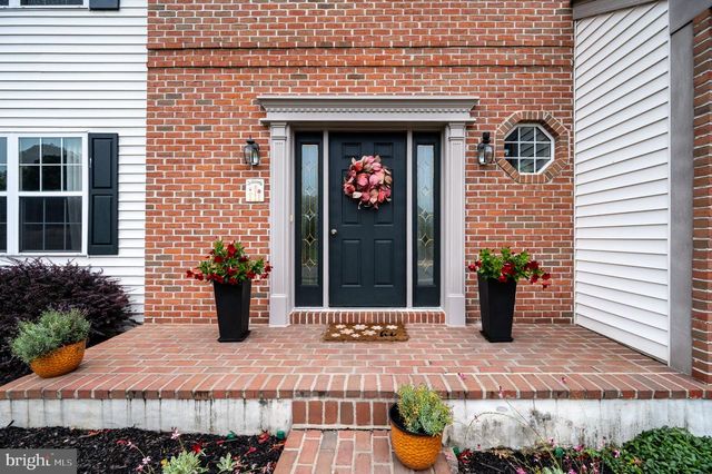 27 BROOKFIELD DR, Fleetwood, PA 19522