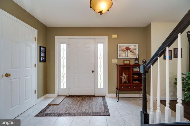 27 BROOKFIELD DR, Fleetwood, PA 19522