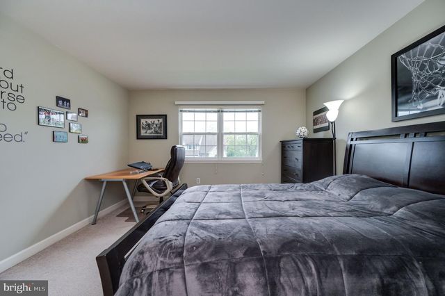 27 BROOKFIELD DR, Fleetwood, PA 19522