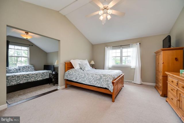 27 BROOKFIELD DR, Fleetwood, PA 19522