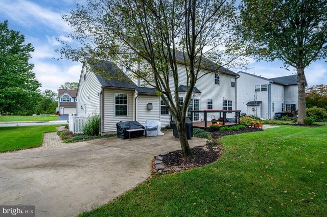 27 BROOKFIELD DR, Fleetwood, PA 19522