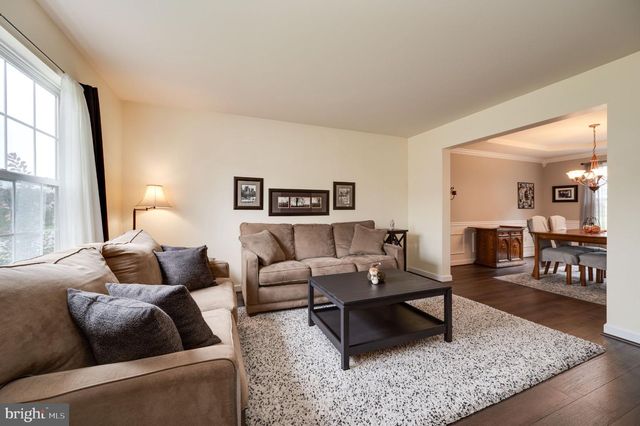 27 BROOKFIELD DR, Fleetwood, PA 19522