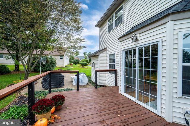 27 BROOKFIELD DR, Fleetwood, PA 19522
