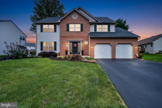 27 BROOKFIELD DR, Fleetwood, PA 19522