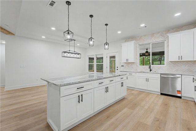 130 Madison 8323, Hindsville, AR 72738