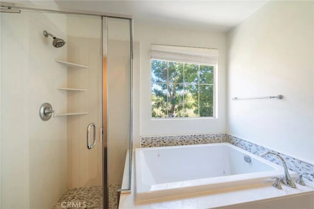 185 Pathway, Irvine, CA 92618